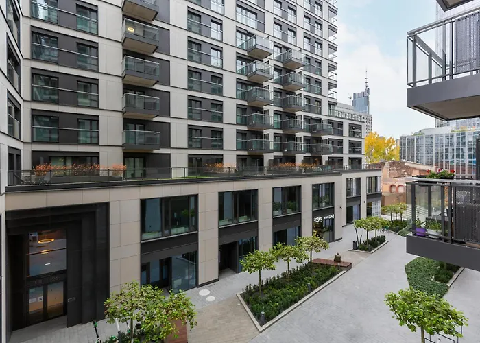 Luxury Studio Mennica Residence By Renters Prestige