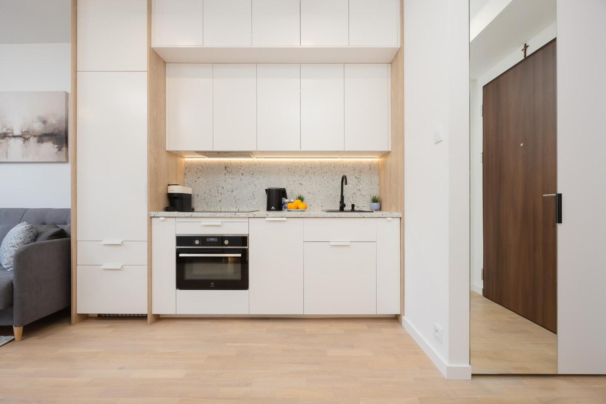 Apartment Luxury Mennica By Renters Prestige