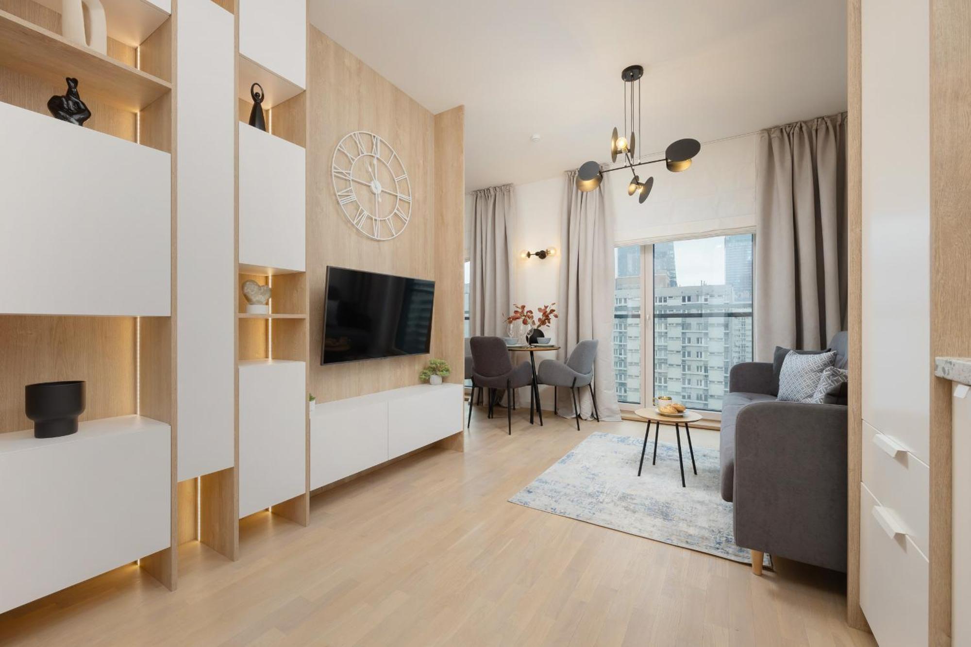 Luxury Mennica By Renters Prestige Leilighet